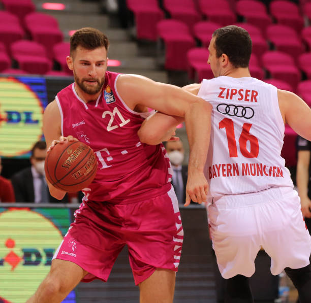 时调整防线 时调整防线