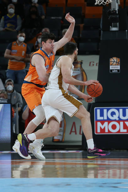 作并制定更 作并制定更